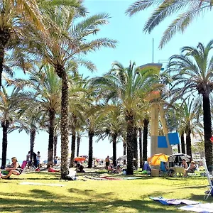 Torremolinos: Beachside Retreat With Pool And Free Parking Apartment Torremolinos